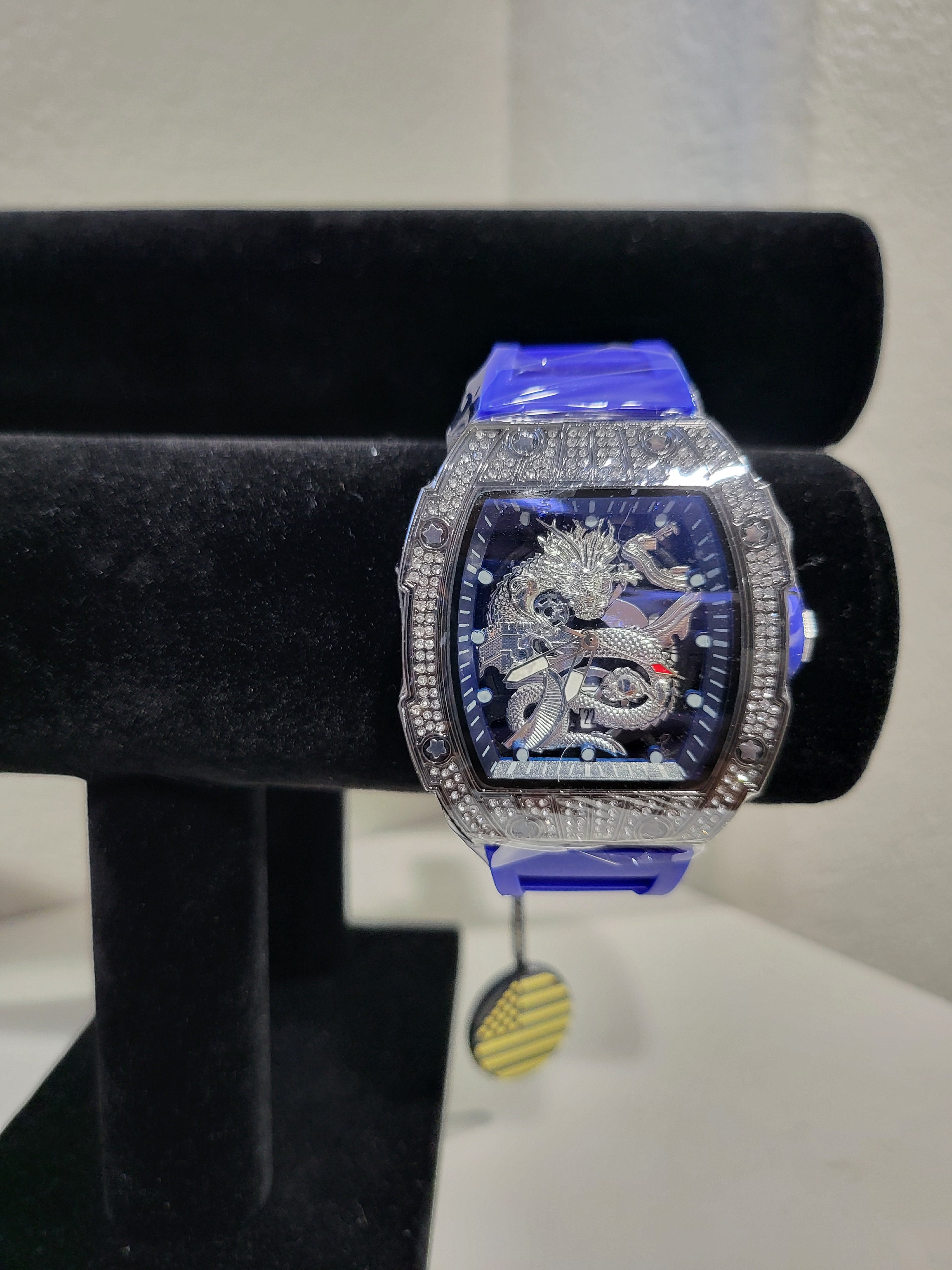 AJ Brand Dragon Iced-Out Watch – Blue Silicone Luxury Fashion Timepiece