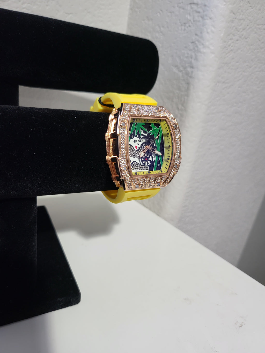AJ Brand Panda Iced-Out Watch – Yellow Silicone Luxury Fashion Watch