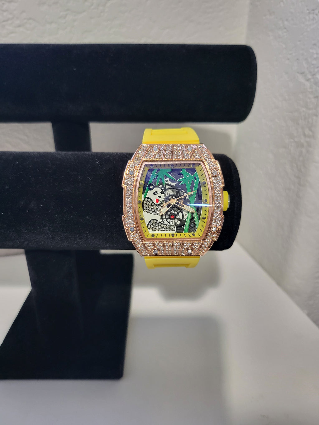 AJ Brand Panda Iced-Out Watch – Yellow Silicone Luxury Fashion Watch