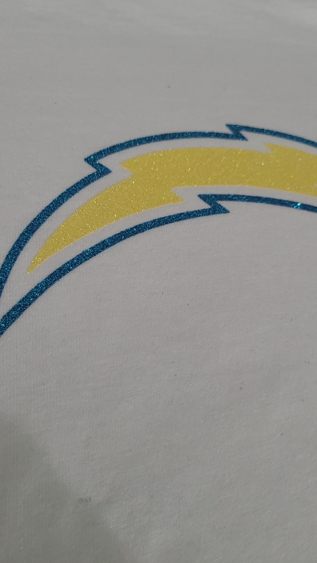 Los Angeles Chargers Glitter Bolt White T-Shirt – Sparkle Football Fan Tee